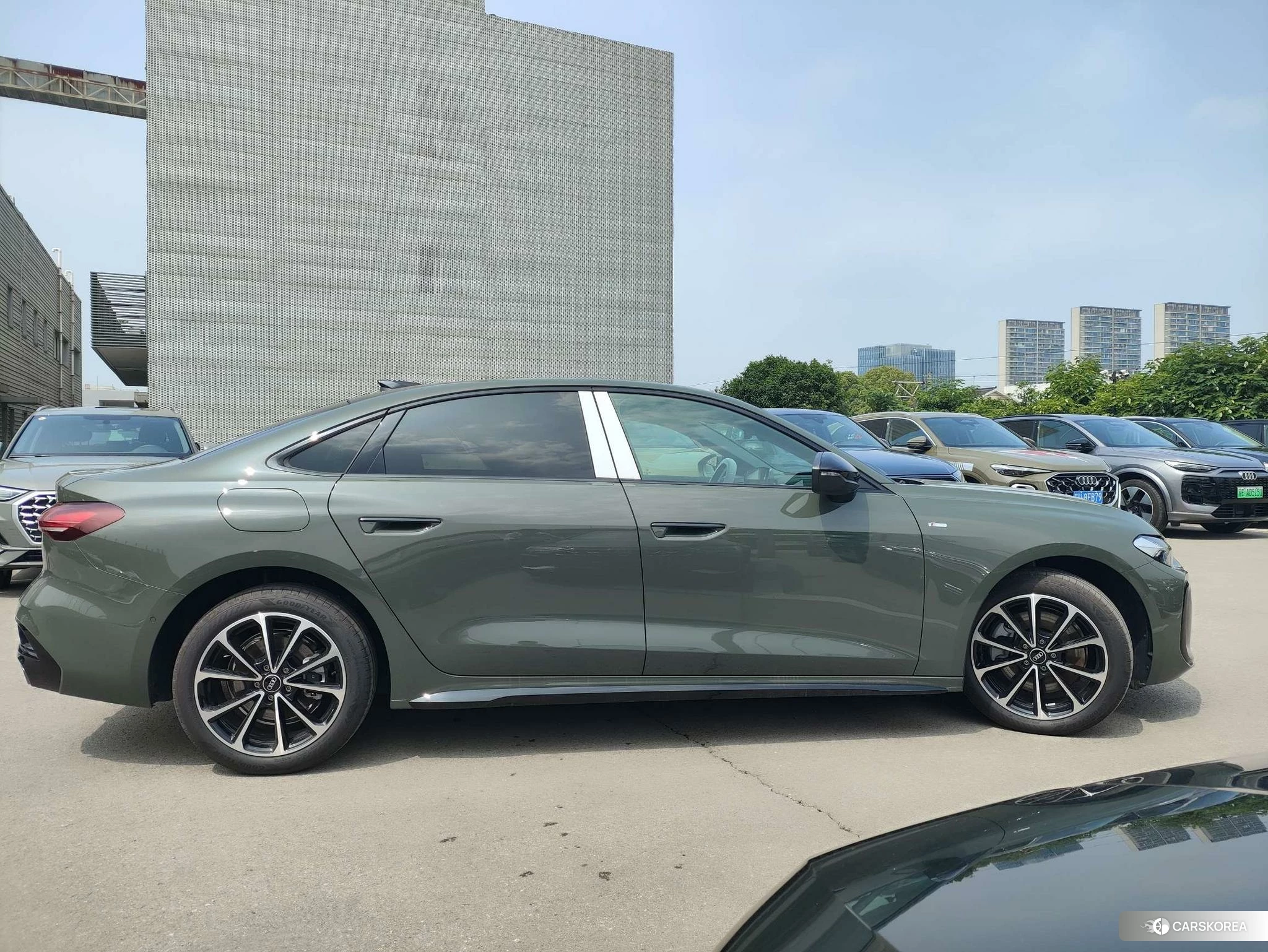 Audi A5L 2025 Зеленый из Китая, фото 2