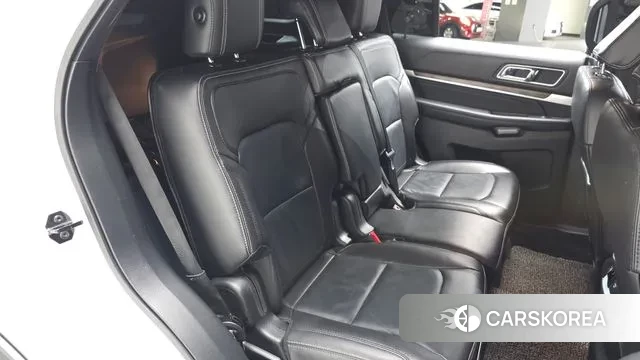 Ford Explorer 2018 Белый из Кореи, фото 2