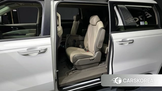 Kia Carnival 4th generation 2022 Белый из Кореи, фото 2