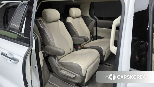 Kia The New Carnival 4th Generation 2025 Белый из Кореи, фото 2