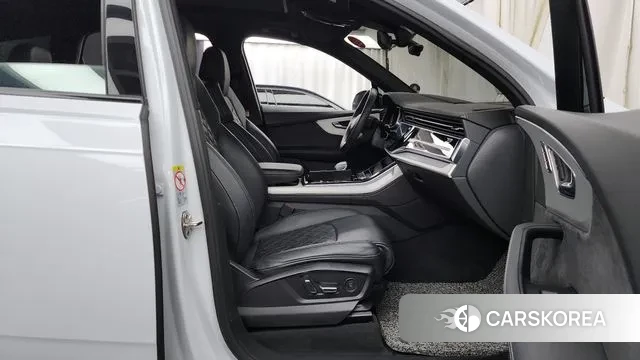 Audi Q7 (4M) 2023 Белый из Кореи, фото 2