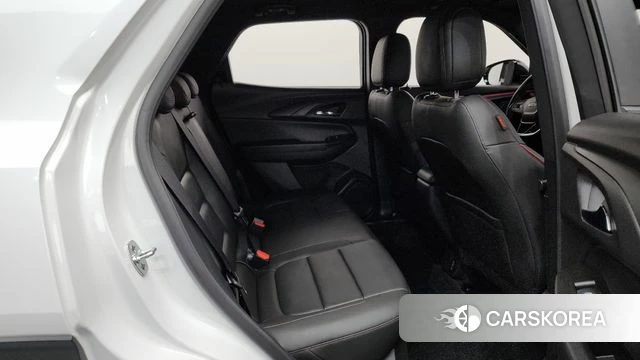 Chevrolet (GM Daewoo) The New Trail Blazer 2024 Белый из Кореи, фото 2