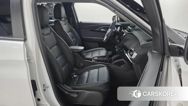 Chevrolet (GM Daewoo) Trailblazer 2021 Белый из Кореи, фото 2