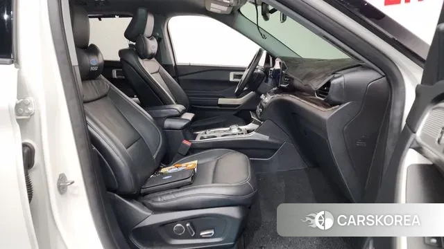 Ford Explorer 6th Generation 2020 Белый из Кореи, фото 2