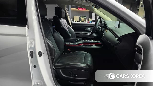 Genesis GV70 2021 Белый из Кореи, фото 2