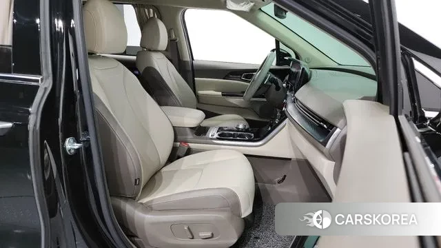 Kia Carnival 4th generation 2023 Черный из Кореи, фото 2