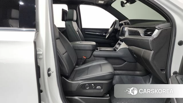 GMC Yukon 2021 Белый из Кореи, фото 2