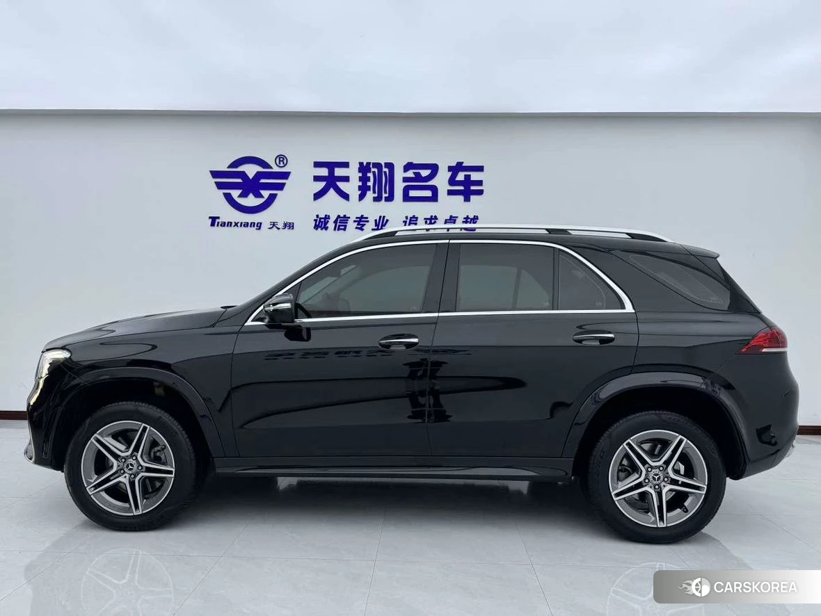 Mercedes-Benz GLE (import) 2020 Черный из Китая, фото 2