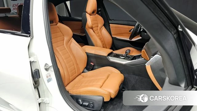 BMW 3 Series (G20) 2021 Белый из Кореи, фото 2