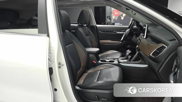 Kia Seltos 2022 Белый из Кореи, фото 2