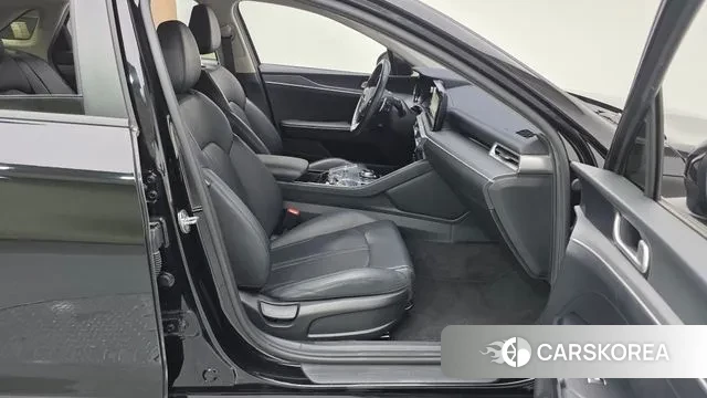 Kia K5 3rd generation 2021 Черный из Кореи, фото 2