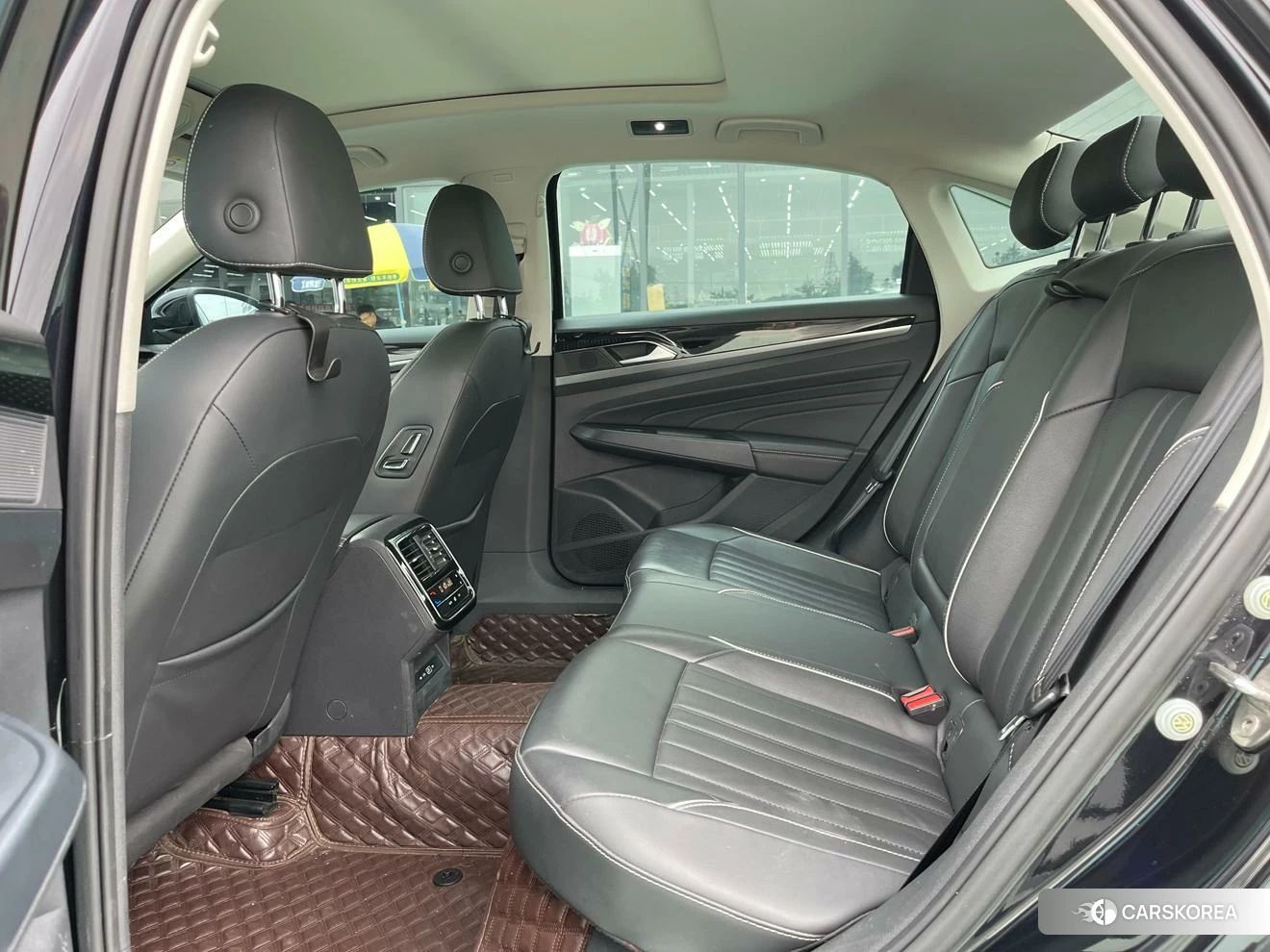 Volkswagen Passat 2021 Черный из Китая, фото 2