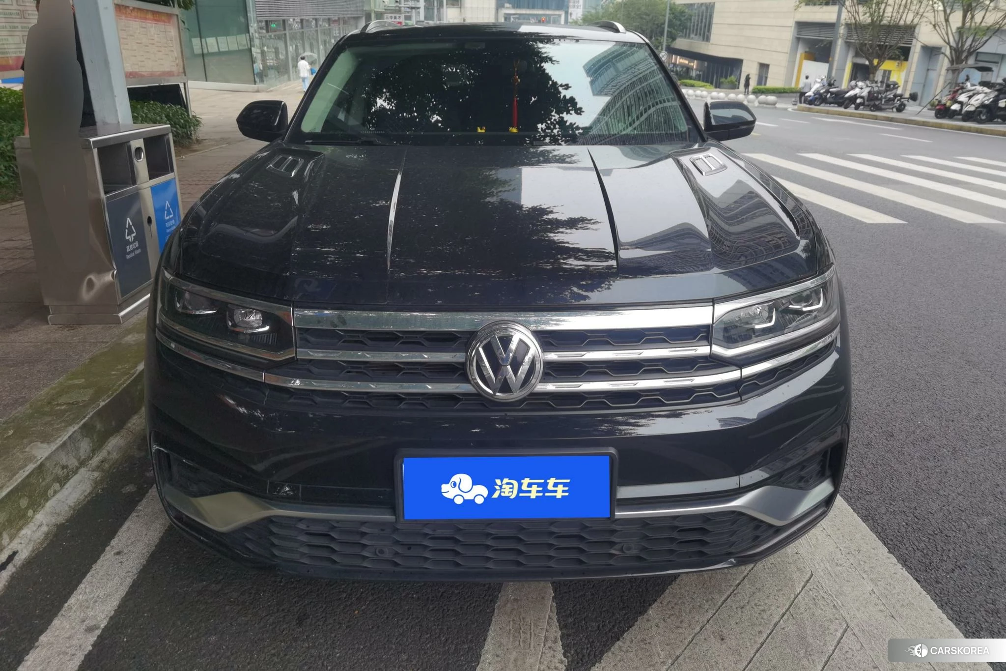Volkswagen Tourang 2020 Черный из Китая, фото 2