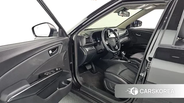 Ssangyong Berry New Tivoli 2022 Черный из Кореи, фото 2