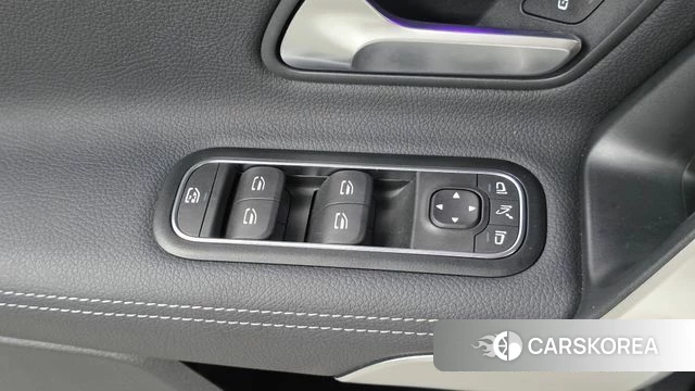 Mercedes-Benz A-Class W177 2022 Белый из Кореи, фото 2