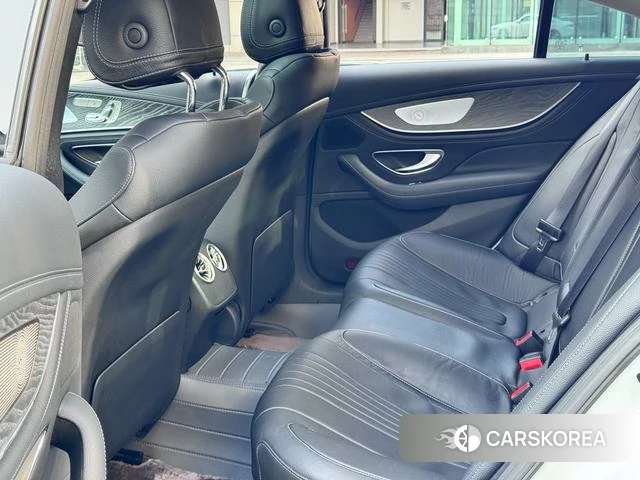 Mercedes-Benz CLS 2021 Белый из Китая, фото 2