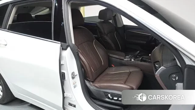 BMW 6 Series GT (G32) 2022 Белый из Кореи, фото 2