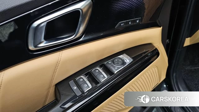 Kia Carnival 4th generation 2022 Черный из Кореи, фото 2