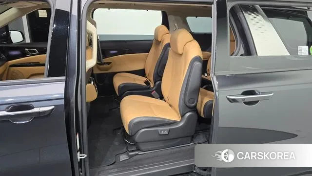 Kia Carnival 4th generation 2022 Серый из Кореи, фото 2