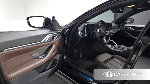 BMW i4 2024 Черный из Кореи, фото 2