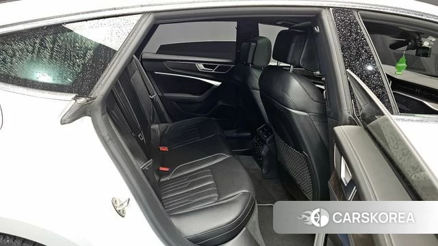 Audi A7 (4K) 2021 Белый из Кореи, фото 2