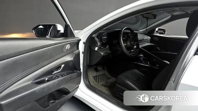 Hyundai Avante (CN7) 2021 Белый из Кореи, фото 2