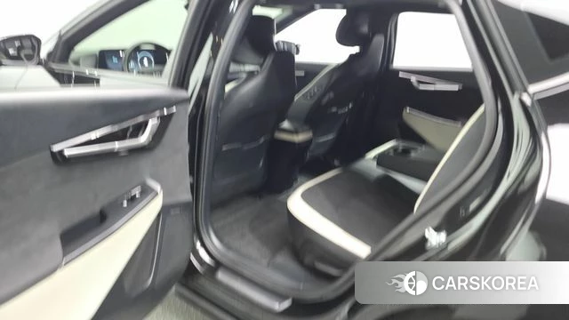 Kia EV6 2024 Черный из Кореи, фото 2