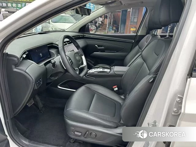 Hyundai Tucson 2022 Белый из Китая, фото 2