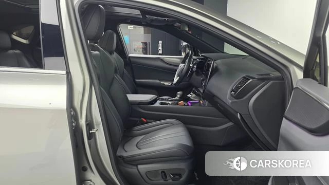 Lexus NX450h + 2nd generation 2024 Серебристо-серый из Кореи, фото 2