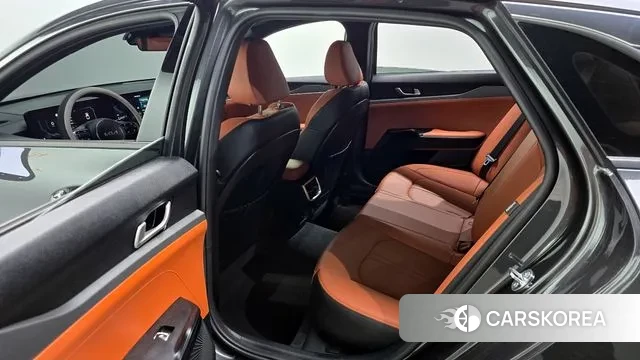 Kia The New K5 3rd generation 2024 Серый из Кореи, фото 2