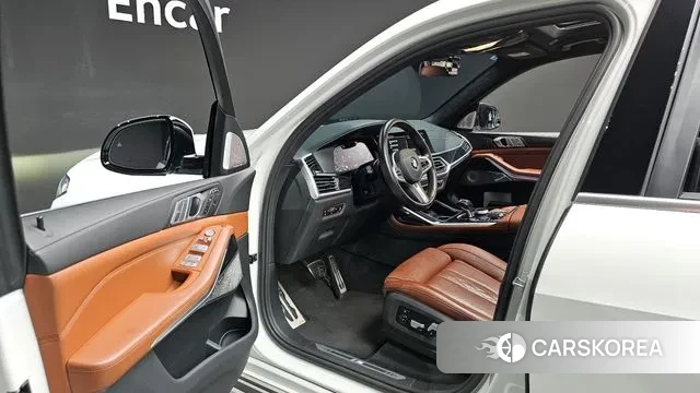 BMW X7 (G07) 2021 Белый из Кореи, фото 2