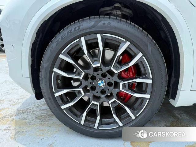 BMW X5 (G05) 2025 Белый из Кореи, фото 2