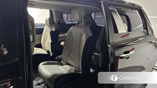 Kia The New Carnival 4th Generation 2025 Черный из Кореи, фото 2