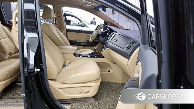 Kia The New Carnival 2018 Черный из Кореи, фото 2
