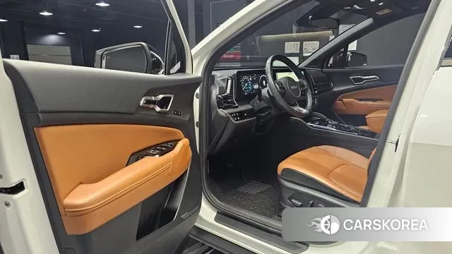 Kia Sportage 5th Generation Hybrid 2022 Белый из Кореи, фото 2