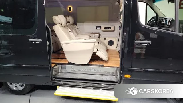 Mercedes-Benz Sprinter 2022 Черный из Кореи, фото 2