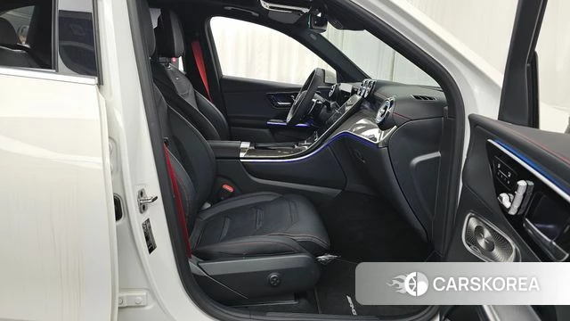 Mercedes-Benz GLC-Class X253 2025 Белый из Кореи, фото 2