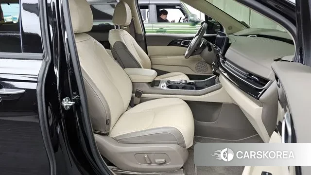 Kia The New Carnival 4th Generation 2024 Черный из Кореи, фото 2