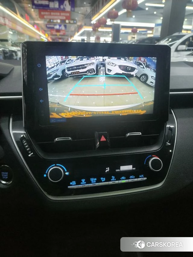 Toyota Corolla 2022 Белый из Китая, фото 2