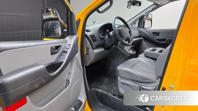 Hyundai The New Grand Starex 2019 Желтый из Кореи, фото 2