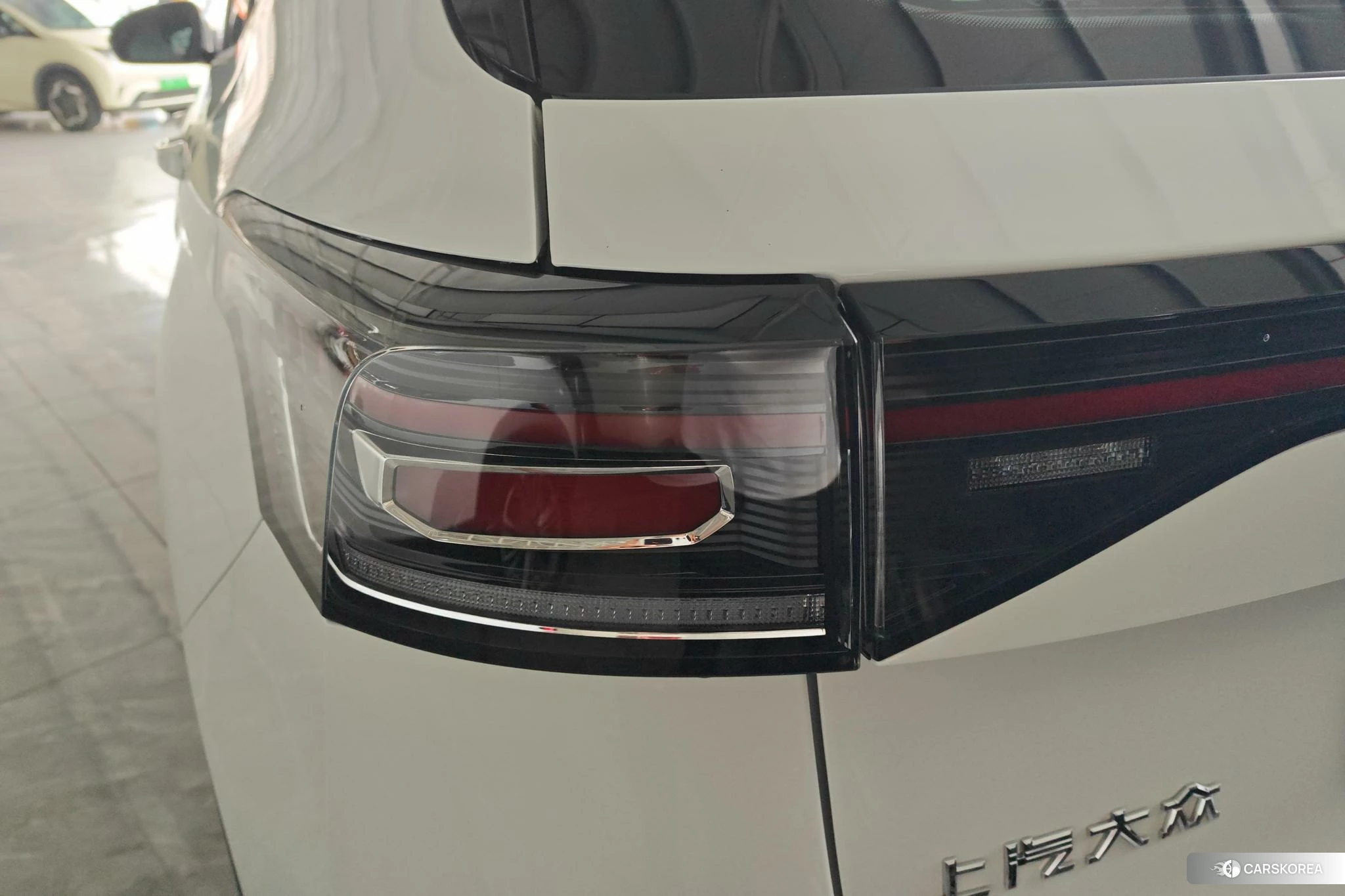 Volkswagen Tharu 2024 Белый из Китая, фото 2