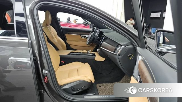Volvo S90 2021 Серый из Кореи, фото 2