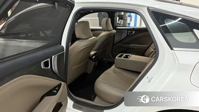 Kia K8 2023 Белый из Кореи, фото 2