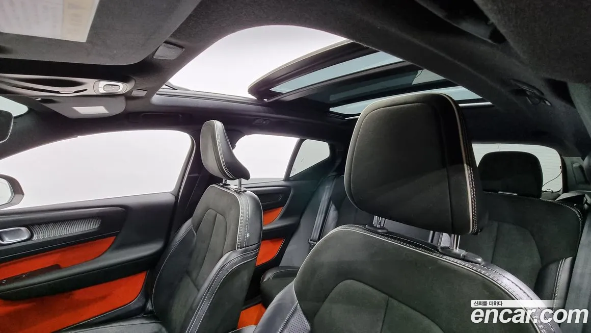 Volvo XC40 2018 Черный из Кореи, фото 2