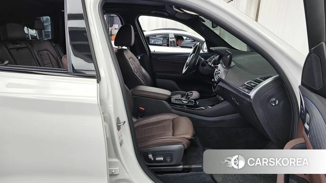 BMW X3 (G01) 2022 Белый из Кореи, фото 2