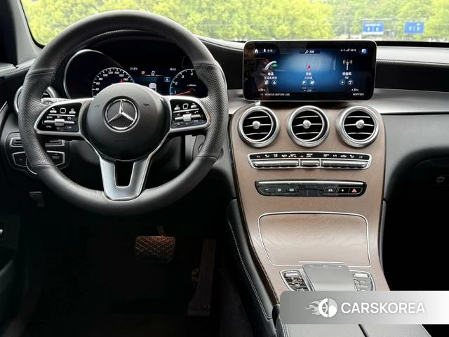 Mercedes-Benz GLC 2022 Зеленый из Китая, фото 2