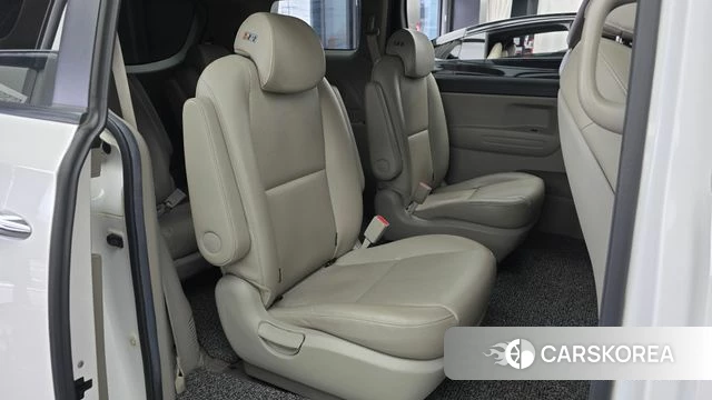 Kia The New Carnival 2019 Белый из Кореи, фото 2