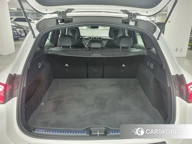 Mercedes-Benz GLC-Class X254 2024 Белый из Кореи, фото 2