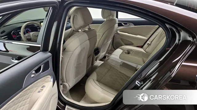 Genesis G70 2018 Коричневый из Кореи, фото 2