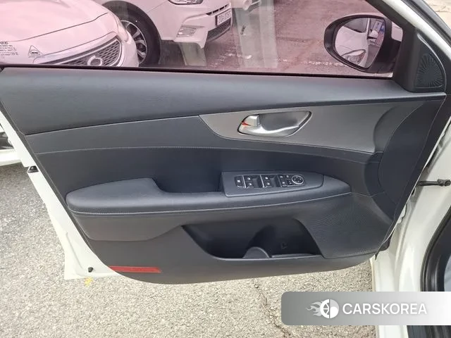 Kia Come New K3 2018 Белый из Кореи, фото 2